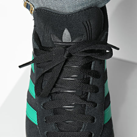 Adidas Originals - Baskets Gazelle JH5394 Core Black Court Green Footwear White