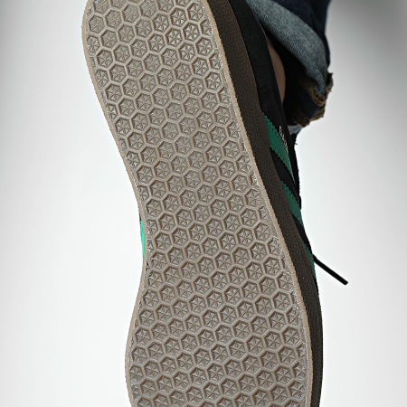Adidas Originals - Baskets Gazelle JH5394 Core Black Court Green Footwear White