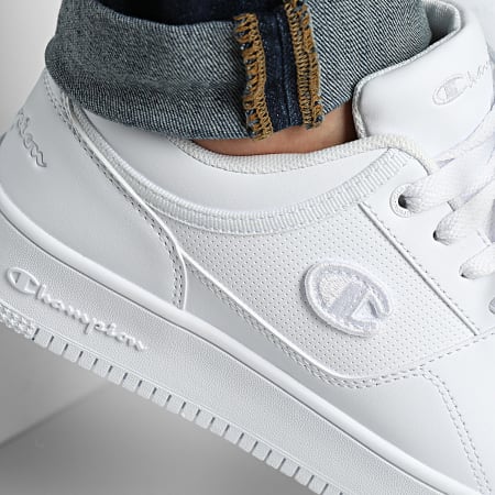 Champion - Baskets RD18 Low S21905 Triple White
