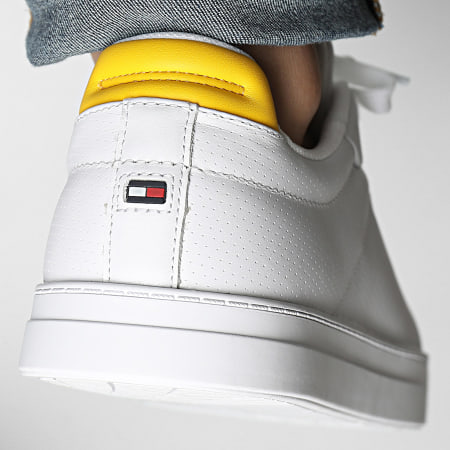 Tommy Hilfiger - Baskets Icon Court Pinperf Leather 5483 White