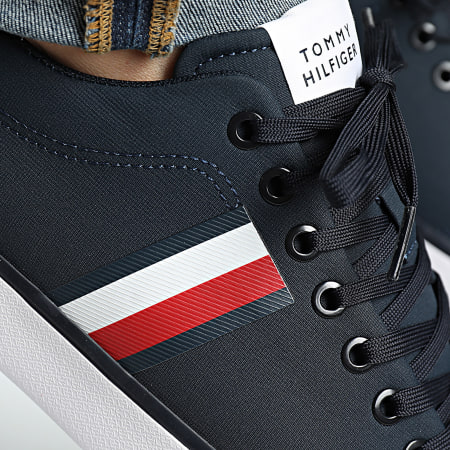 Tommy Hilfiger - Baskets Hi Vulc Low Core Stripes Mesh 5393 Desert Sky