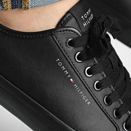 Tommy Hilfiger - Baskets Core Corporate Vulc Leather 5399 Black