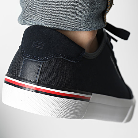 Tommy Hilfiger - Baskets Core Corporate Vulc Canvas 5398 Desert Sky