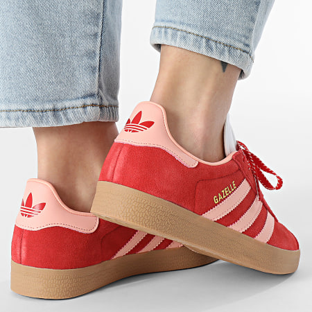 Adidas Originals - Baskets Femme Gazelle W JH7217 Better Scarlet Glow Pink Gold Metallic