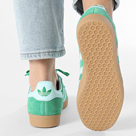 Adidas Originals - Baskets Femme Gazelle W JH7218 Green Semi Flash Aqua Gold Metallic