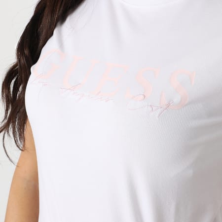 Guess - Tee Shirt Femme V5GI15-J1314 Blanc
