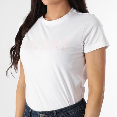 Guess - Tee Shirt Femme V5GI15-J1314 Blanc