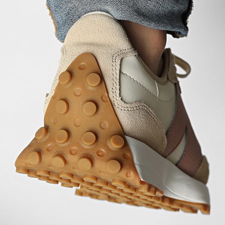 New Balance - 327 WS327NKA Scarpe da ginnastica con suola in osso incenso
