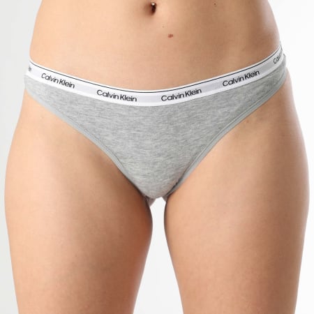 Calvin Klein - Lot De 5 Strings Femme Icon Logo QD5221E Noir Rouge Gris Chiné Bleu Clair Bleu Ciel