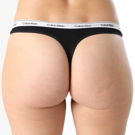 Calvin Klein - Lot De 5 Strings Femme Icon Logo QD5221E Noir Rouge Gris Chiné Bleu Clair Bleu Ciel