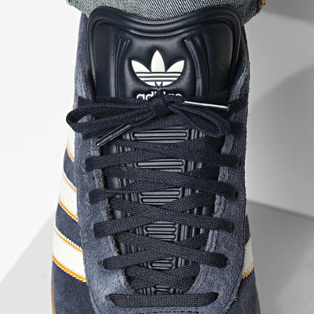 Adidas Originals - Gazelle Terras Sneakers JS3044 Legend Ink Off White Dark Football Gold