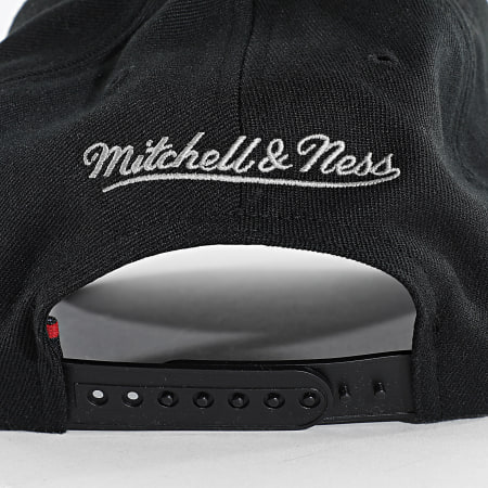 Mitchell and Ness - Casquette LA Los Angeles Lakers HHSSINTL1604 Noir
