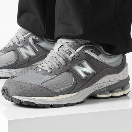 New Balance - Trainers 2002R U2002RFT Castlerock Regenwolk