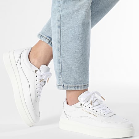 Tommy Hilfiger - Baskets Femme Modern Court Sneaker 8800 White