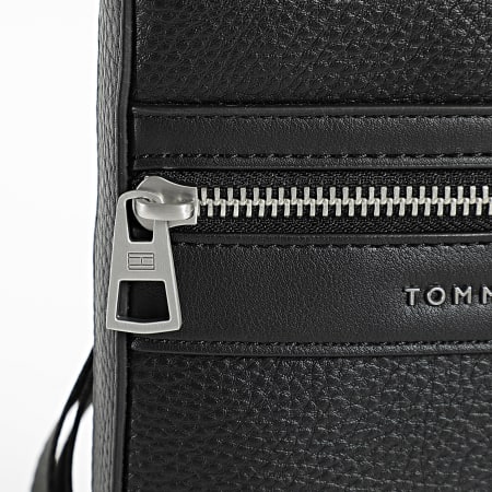 Tommy Hilfiger - Sacoche Central Mini Crossover 3205 Noir