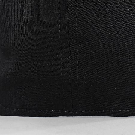 New Era - Gorra ajustada 39Thirty League Essential NY 10145638 Negro