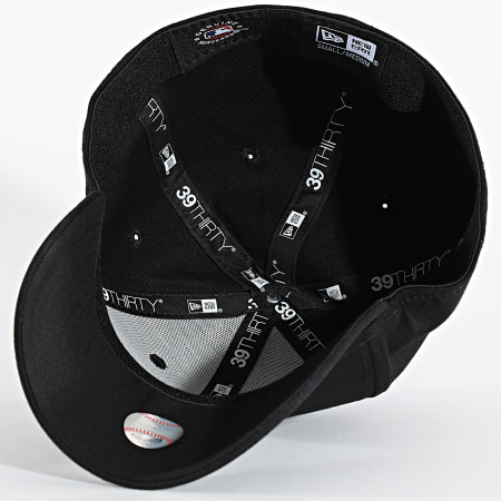 New Era - Gorra ajustada 39Thirty League Essential NY 10145638 Negro