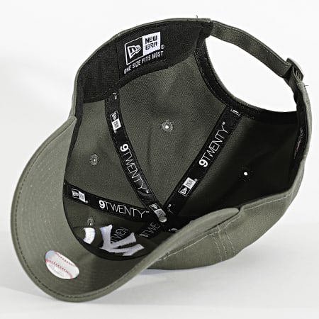 New Era - Gorra League Essential 9Twenty NY 60348851 Verde caqui