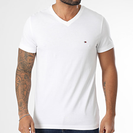 Tommy Hilfiger - Tee Shirt Col V Essential 0838 Blanc
