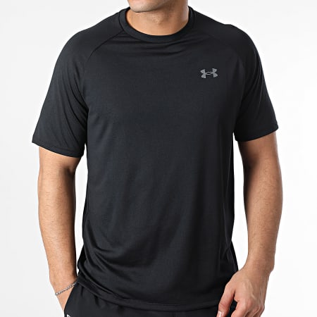 Under Armour - Ensemble Tee Shirt Et Short Jogging 1326413 1383356 Noir