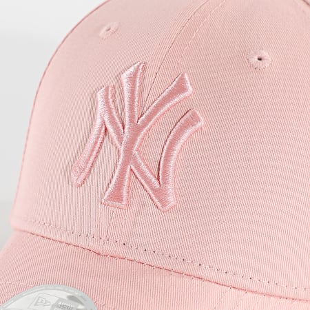 New Era - Casquette Femme League Essential 9Forty NY 60675519 Rose