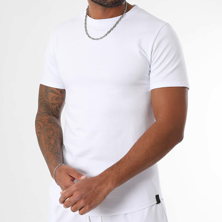 Uniplay - White Tee Shirt and Jogging Shorts Set