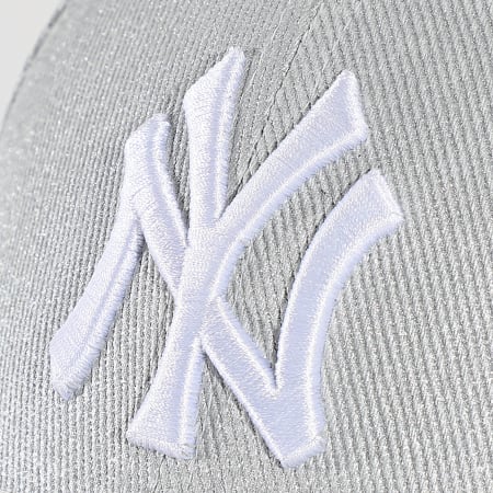 New Era - Casquette Femme Metallic Denim 9Forty NY 60595374 Argenté