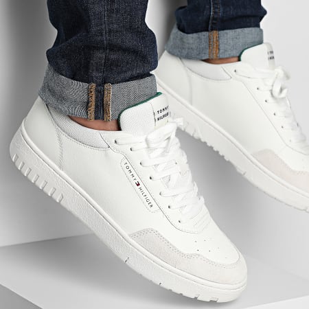 Tommy Hilfiger - Baskets Core Leather Mix 5467 Ecru
