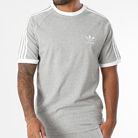 Adidas Originals - Ensemble Tee Shirt Et Short Jogging A Bandes 3 Stripes IA4848 IU2340 Gris Chiné