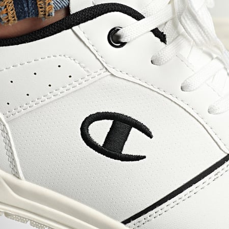 Champion - Baskets Cly 400 S22402 White Black