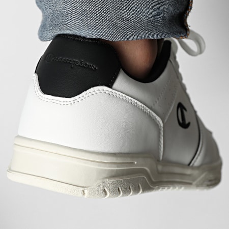 Champion - Baskets Cly 400 S22402 White Black