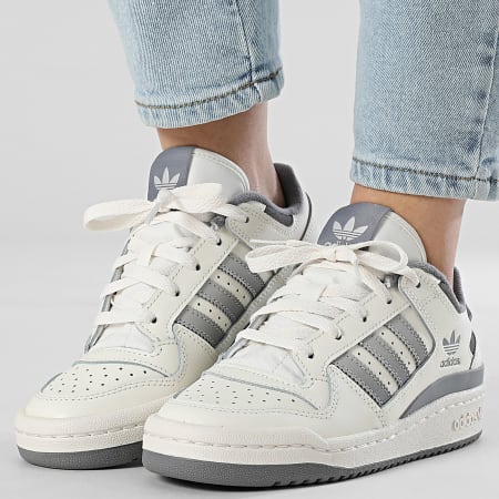 Adidas Originals - Baskets Femme Forum Low CL JI0405 Cloud White Grey Three Grey Two