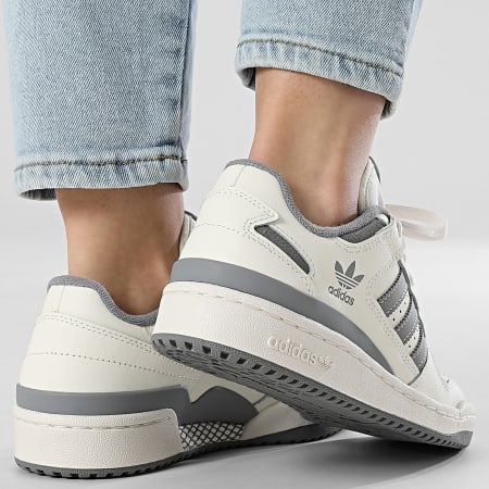 Adidas Originals - Baskets Femme Forum Low CL JI0405 Cloud White Grey Three Grey Two