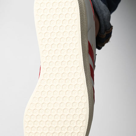 Adidas Originals - Baskets Gazelle JH5399 Core White Better Scarlet Crew White