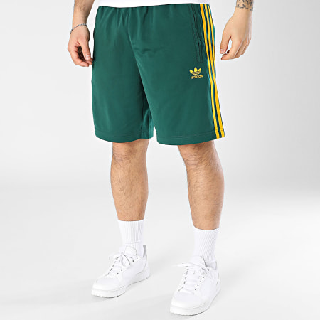 Adidas Originals - Short Jogging A Bandes Firebird JP1022 Vert Foncé