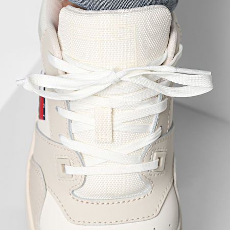 Tommy Jeans - Baskets Retro Basket Essential 1395 Ivory