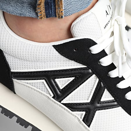 Armani Exchange - Baskets XUX263-XV942 Off White Black