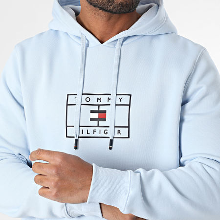 Tommy Hilfiger - Sweat Capuche Graphic 9810 Bleu Clair