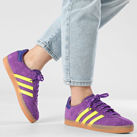 Adidas Originals - Baskets Femme Gazelle J JP7126 Active Purple Solar Yellow Collegiate Purple