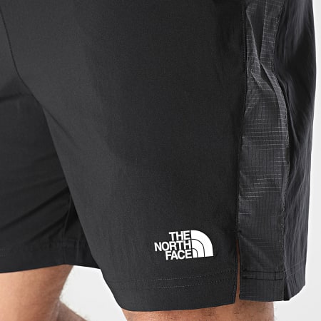 The North Face - Short Jogging A Bandes Block A8BEQ Noir Gris Anthracite