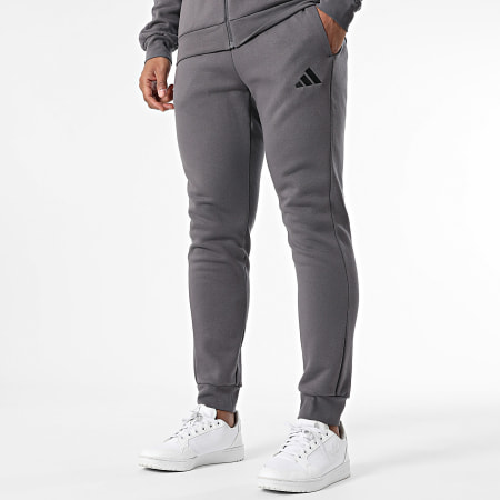 その他 TSJ SUITS 3P GRAY M その他 TSJ SUITS 3P GRAY M Three-Piece Dark Grey Twill Suit