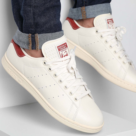 Adidas Originals - Baskets Stan Smith JH9715 Off White Preloved Ruby Cream White