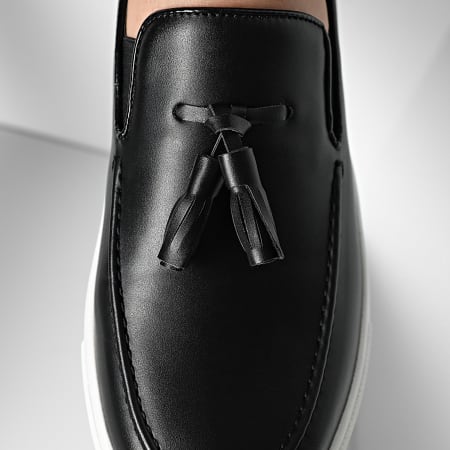 Classic Series - Mocassins 711 Black