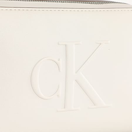 Calvin Klein - Sac A Main Femme Sculpted EW Camera Bag 20 3036 Beige