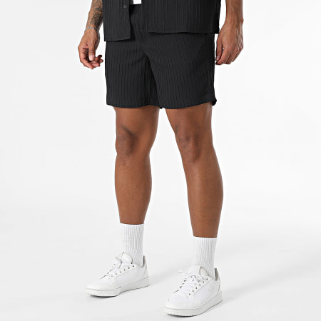 Jack And Jones - Massimo Resort Zwart Shirt Met Korte Mouwen En Gestreepte Jogging Short Set
