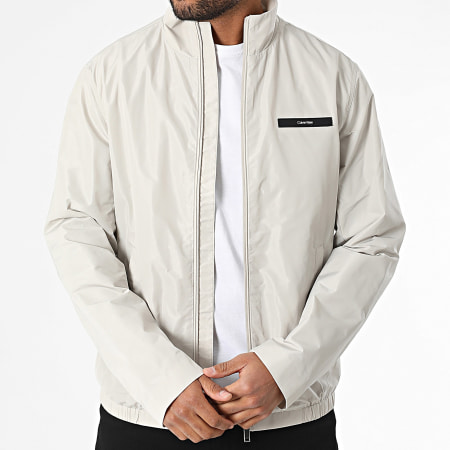 Calvin Klein - Veste Zippée Essential Nylon 4111 Beige