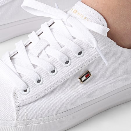 Tommy Hilfiger - Baskets Femme Vulc Canvas Lace Up 8647 White