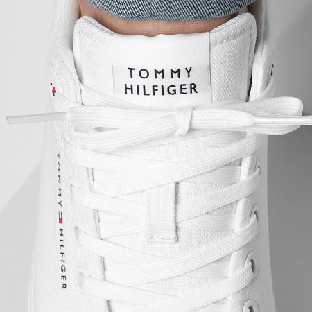 Tommy Hilfiger - Baskets Hi Vulc Low Core Canvas 5396 White
