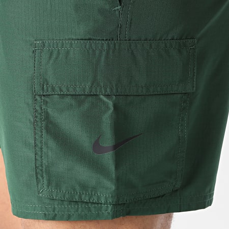 Nike - Short De Bain NESSF453 Vert Foncé