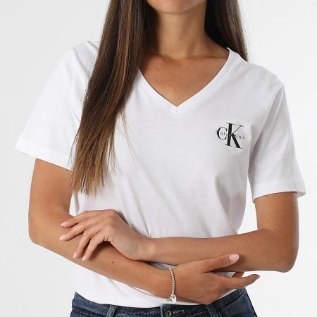 Calvin Klein - Lot De 2 Tee Shirts Col V Femme LV047C906G Noir Blanc